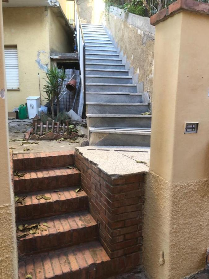Appartamento Incantevole A 100Mt Dal Mare كاستيغليون ديلا بيسكايا المظهر الخارجي الصورة